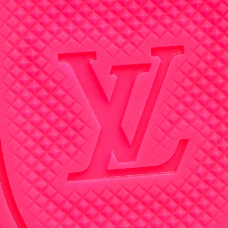 Louis Vuitton Bicolor Monogram Sweet Flower Small Ring Set - Image 7