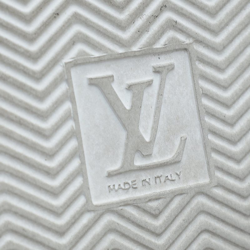 Louis Vuitton Bicolor Bond Street Bag - Image 7