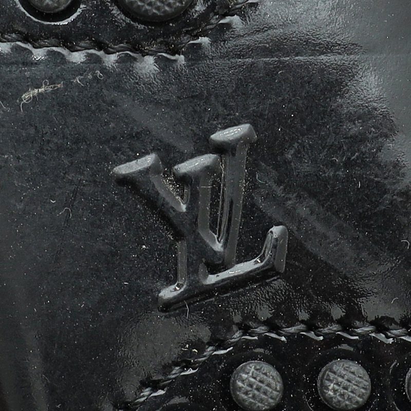 Louis Vuitton Black Logomania Shine Scarf Brand New - Image 7