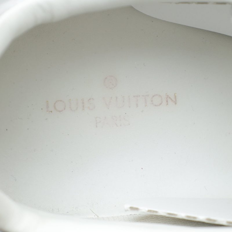 Louis Vuitton Bicolor Monogram Empreinte Blanche BB Bag - Image 8