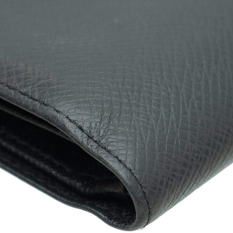 Louis Vuitton Black Taiga Gibeciere Garment Bag - Image 5
