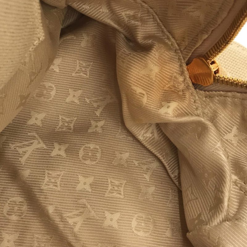 Louis Vuitton Brass Lock & Keys - Image 10
