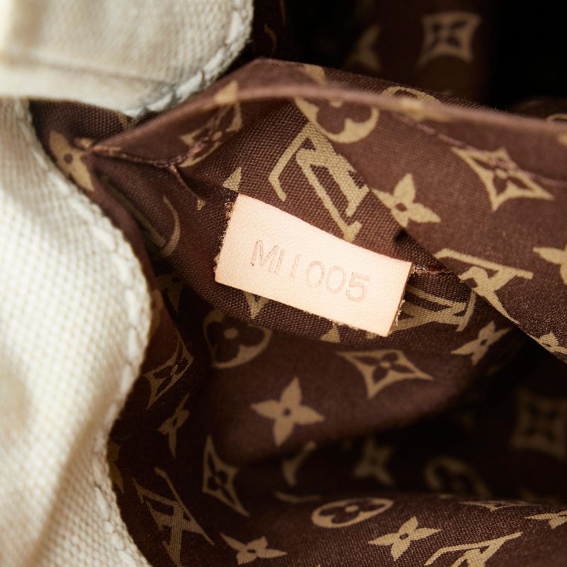 Louis Vuitton Cruise Line Globe Shopper Tote PM (SHG-9ErW42) - Image 7