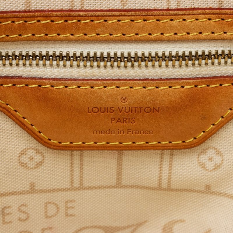 Louis Vuitton Damier Azur Neverfull MM Tote 2017 - Image 8