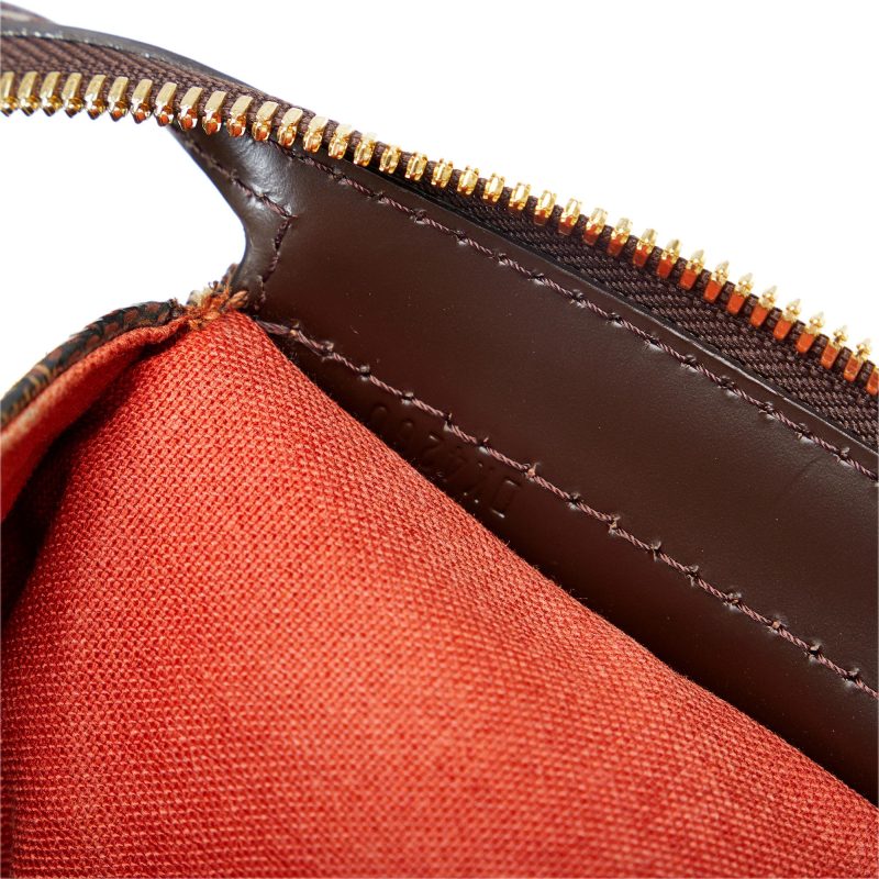 Louis Vuitton Damier Ebene Chelsea (SHG-hojiKa) - Image 10