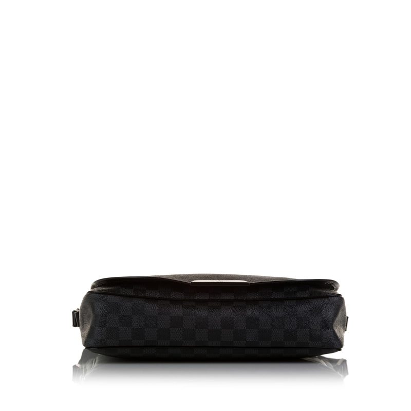 Louis Vuitton Damier Graphite Daniel MM (SHG-nyX3iR) - Image 3