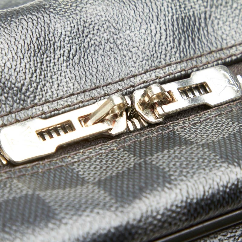 Louis Vuitton Damier Graphite Icare Laptop Bag (SHG-31702) - Image 9