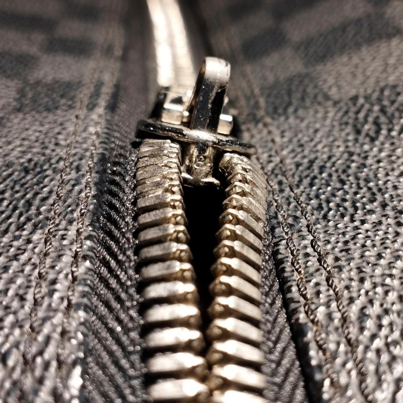 Louis Vuitton Damier Graphite Porte Documents Voyage PM (SHG-37034) - Image 8