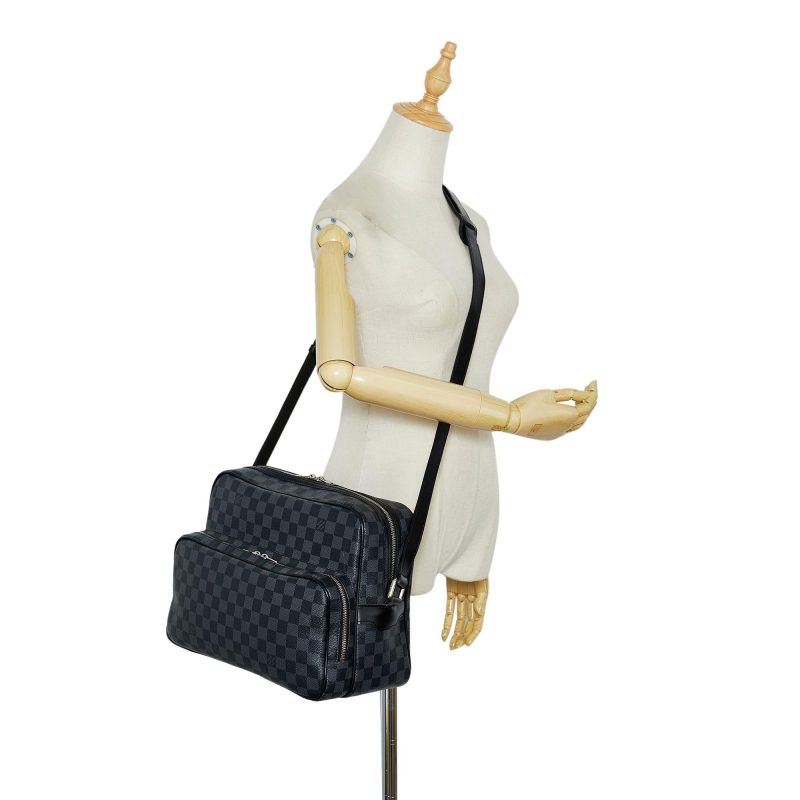 Louis Vuitton Damier Graphite Sac Leoh (SHG-bGHcou) - Image 4