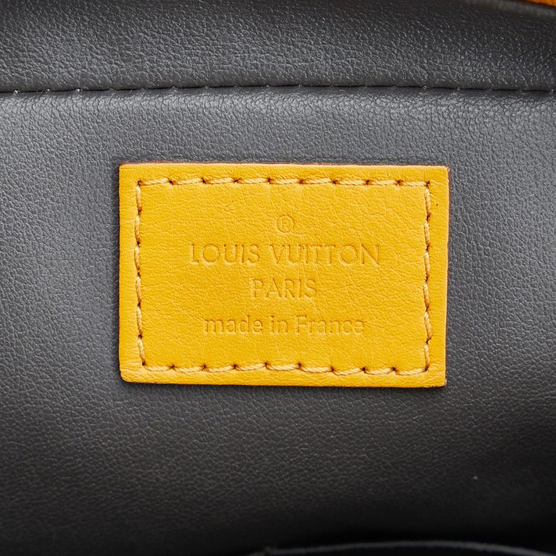 Louis Vuitton Damier Infini Toiletry Pouch (SHG-xMN2YT) - Image 6