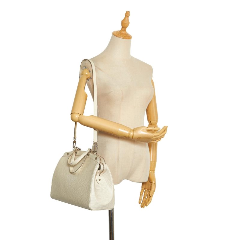 Louis Vuitton Epi Brea MM (SHG-M8MXDe) - Image 10