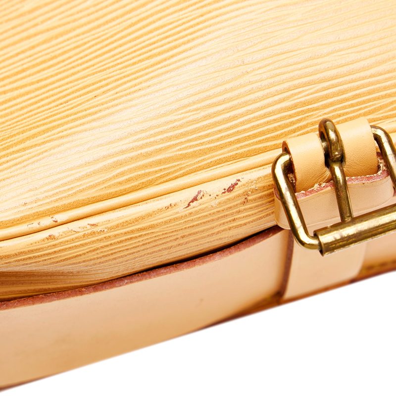 Louis Vuitton Epi Cartouchiere MM (SHG-33491) - Image 9