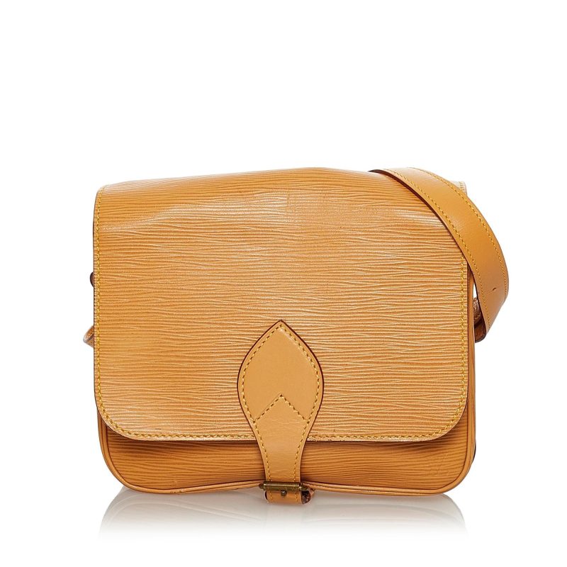 Louis Vuitton Epi Cartouchiere MM (SHG-33491) - Image 10