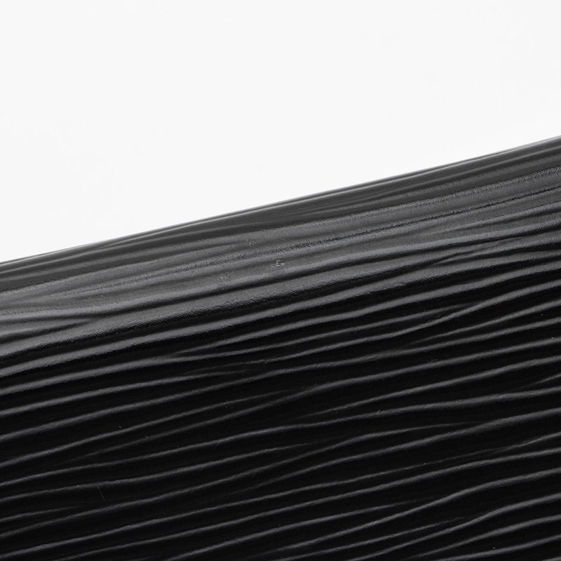 Louis Vuitton Epi Leather Card Case (SHF-vekghz) - Image 8