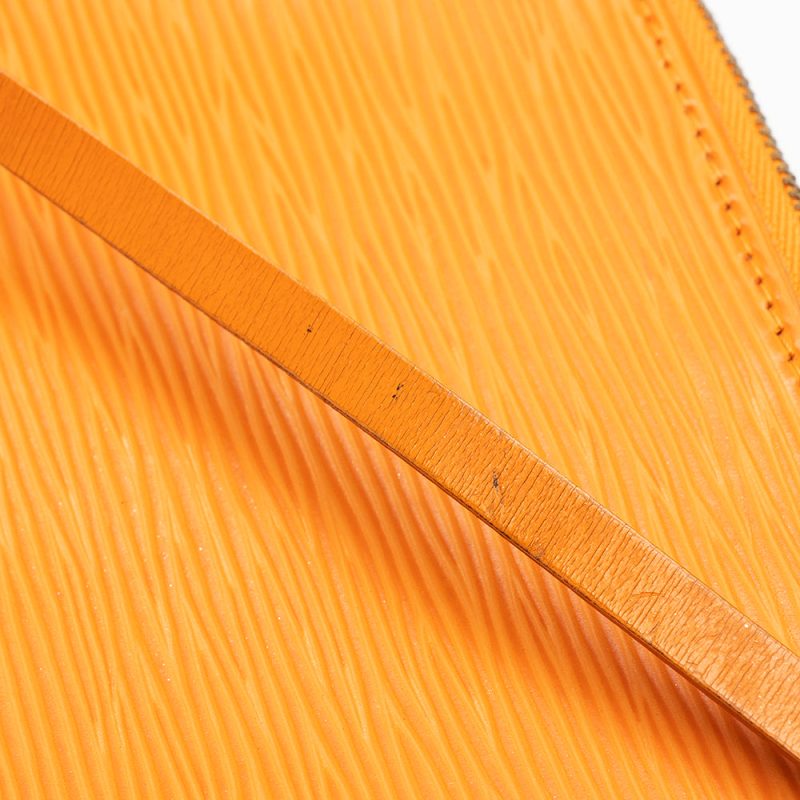 Louis Vuitton Epi Leather Pochette 21 Accessoires (SHF-17013) - Image 9