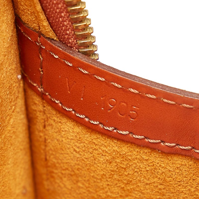 Louis Vuitton Epi Lussac (SHG-29127) - Image 8