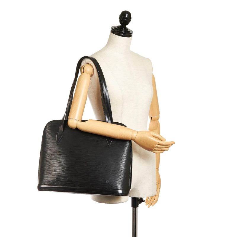 Louis Vuitton Epi Lussac (SHG-33511) - Image 4