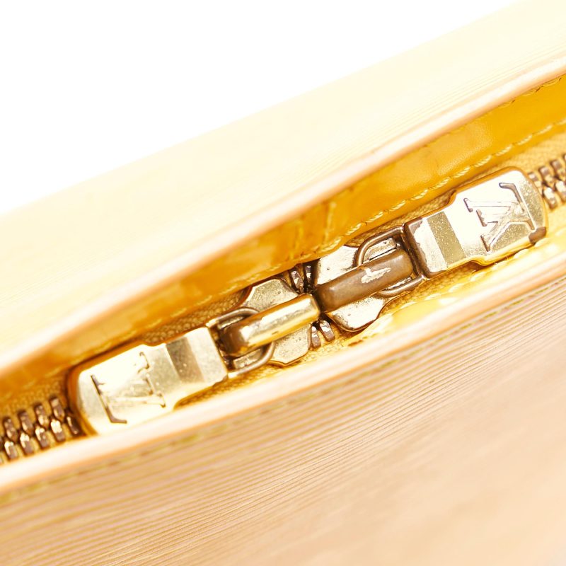 Louis Vuitton Epi Lussac (SHG-35394) - Image 8