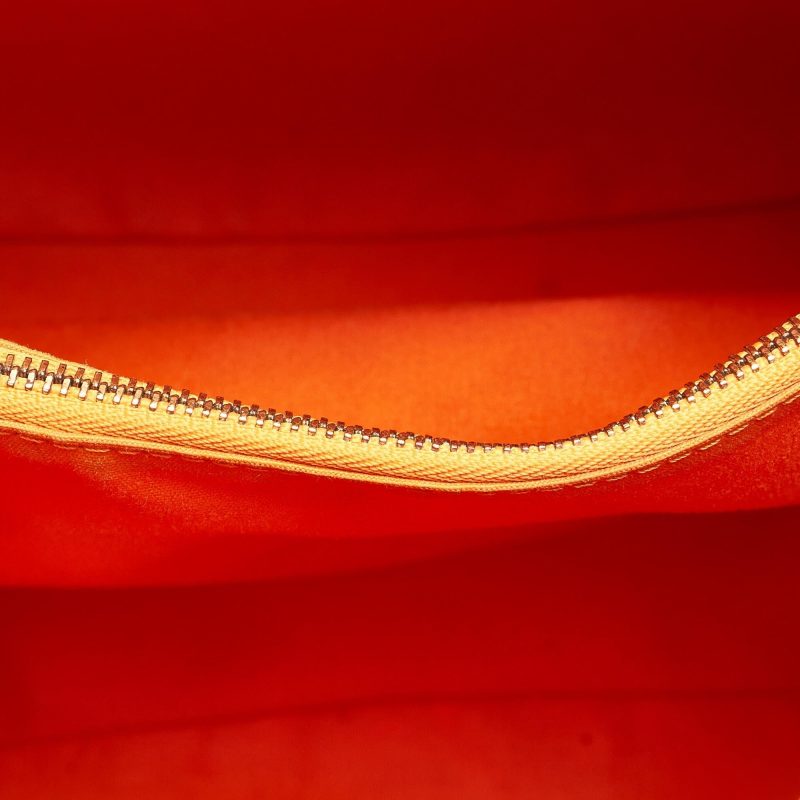 Louis Vuitton Epi Mandara MM (SHG-26867) - Image 5