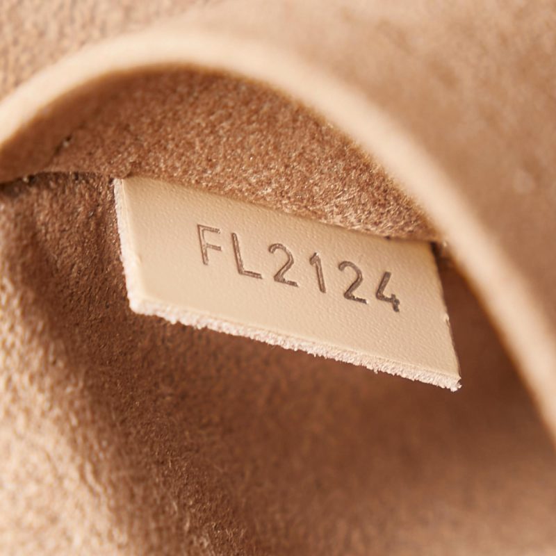 Louis Vuitton Epi Marly MM (SHG-36896) - Image 8
