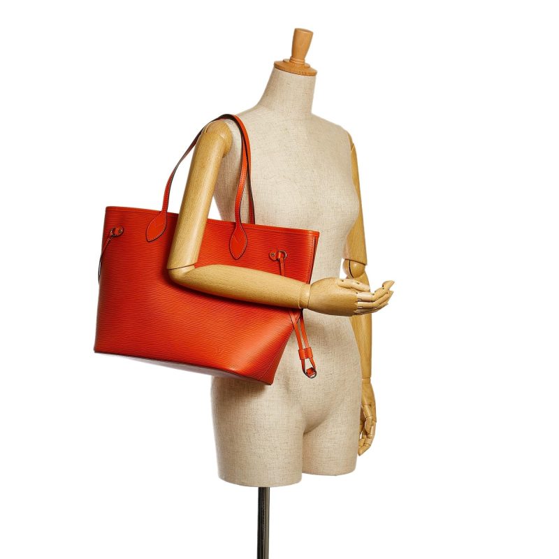 Louis Vuitton Epi Neverfull MM (SHG-34545) - Image 4