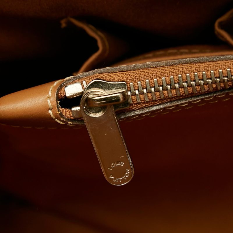 Louis Vuitton Epi Passy PM (SHG-29404) - Image 9