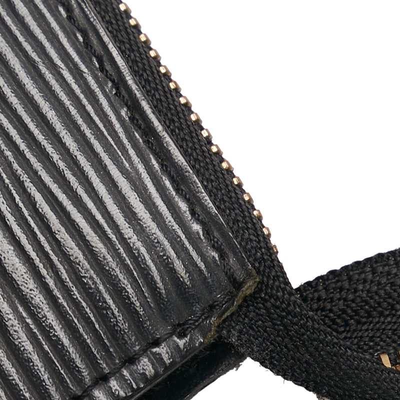 Louis Vuitton Epi Pochette Accessoires (SHG-35327) - Image 8
