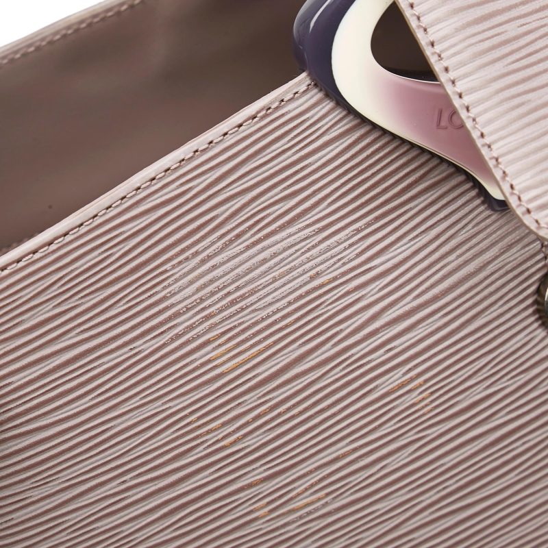 Louis Vuitton Epi Reverie (SHG-6y8Woq) - Image 9