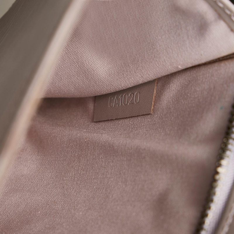 Louis Vuitton Epi Rochelle (SHG-6XE8Gz) - Image 7