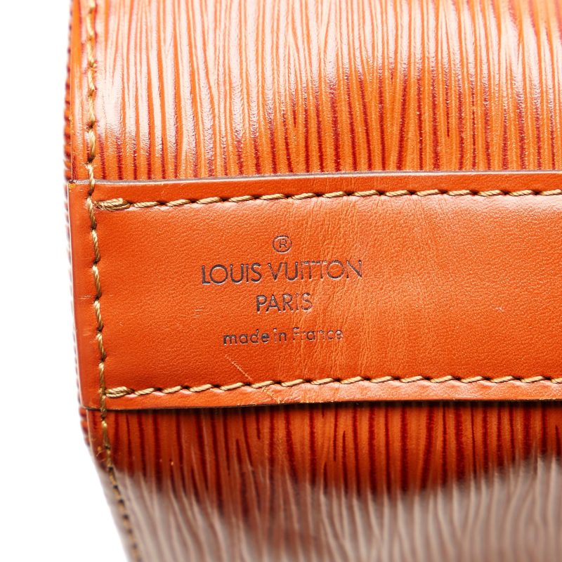 Louis Vuitton Epi Sac D Epaule (SHG-35177) - Image 6