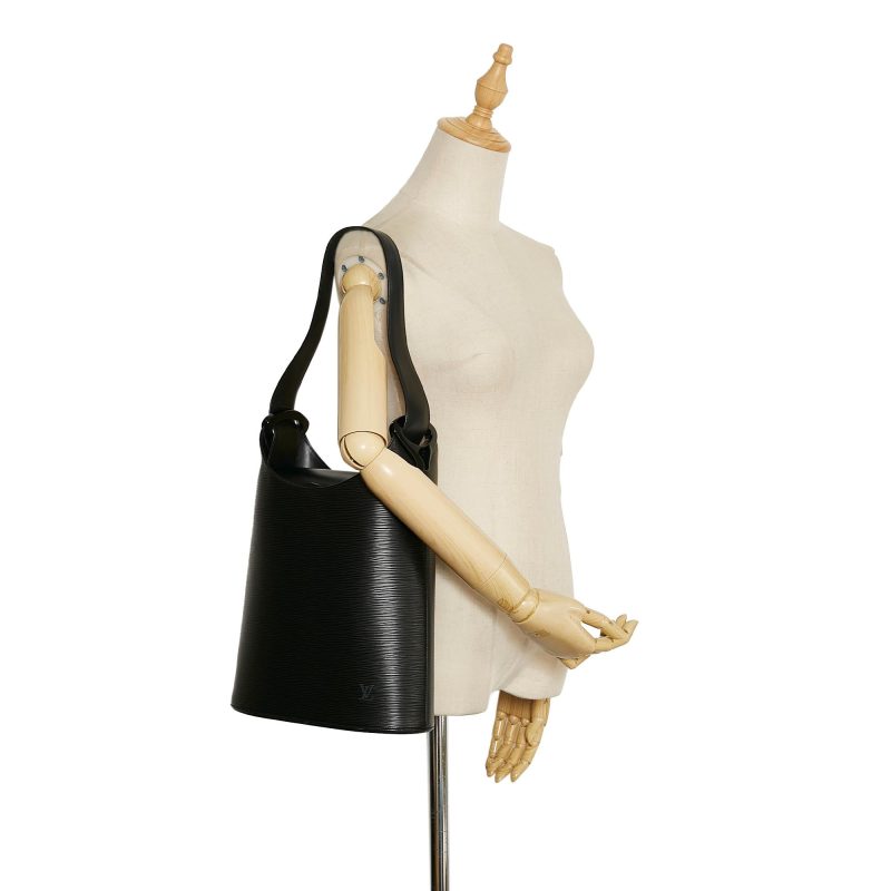 Louis Vuitton Epi Sac Verseau (SHG-37810) - Image 4