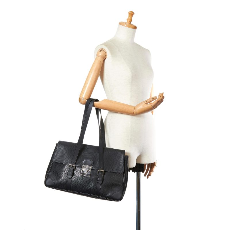 Louis Vuitton Epi Segur MM (SHG-26495) - Image 4
