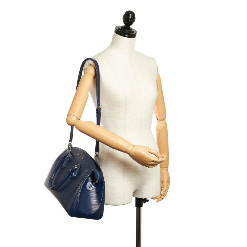 Louis Vuitton Epi Soufflot MM (SHG-37283) - Image 4