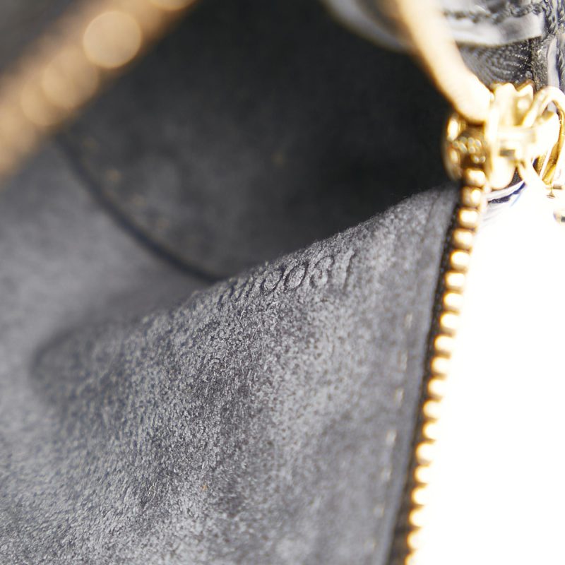 Louis Vuitton Epi Soufflot Pochette (SHG-31308) - Image 7