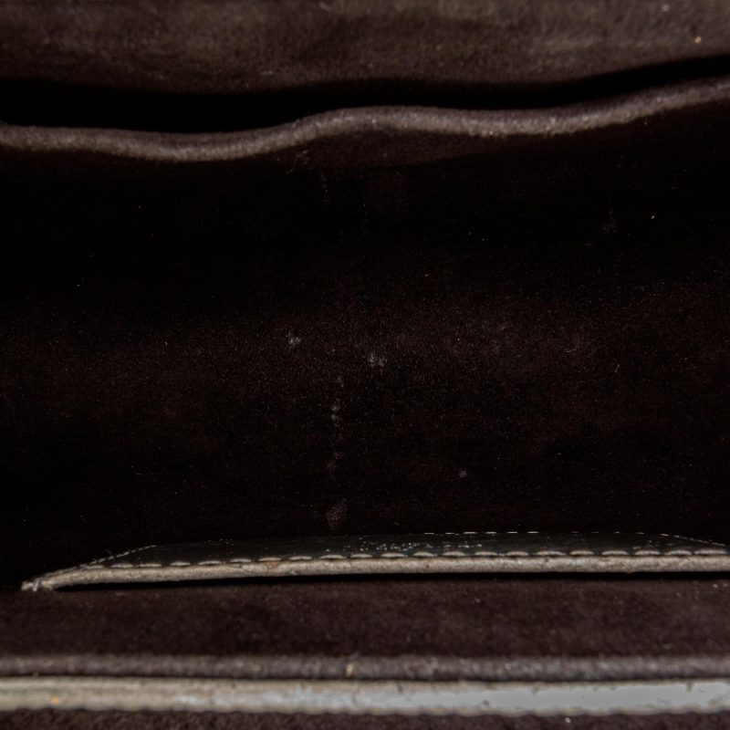 Louis Vuitton Epi Twist Crossbody Bag (SHG-UdHvt4) - Image 4