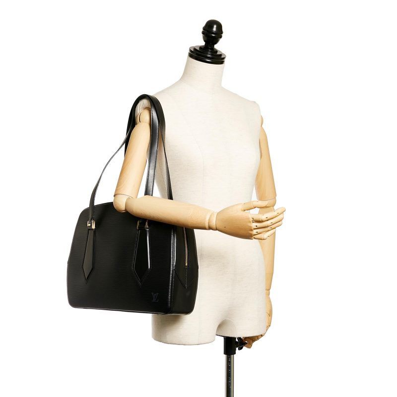 Louis Vuitton Epi Voltaire (SHG-28024) - Image 4