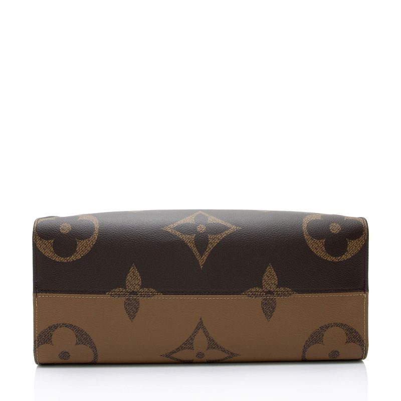 Louis Vuitton Giant Monogram Canvas Onthego MM Tote (SHF-qOGGJv) - Image 3