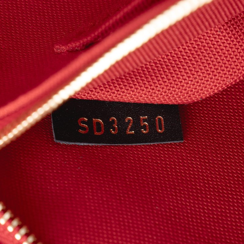 Louis Vuitton Giant Monogram Canvas Onthego MM Tote (SHF-qOGGJv) - Image 5