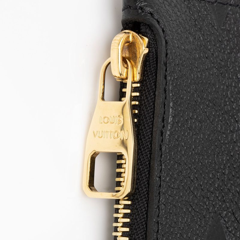 Louis Vuitton Giant Monogram Empreinte Neverfull MM Pochette (SHF-nVmtJ1) - Image 5