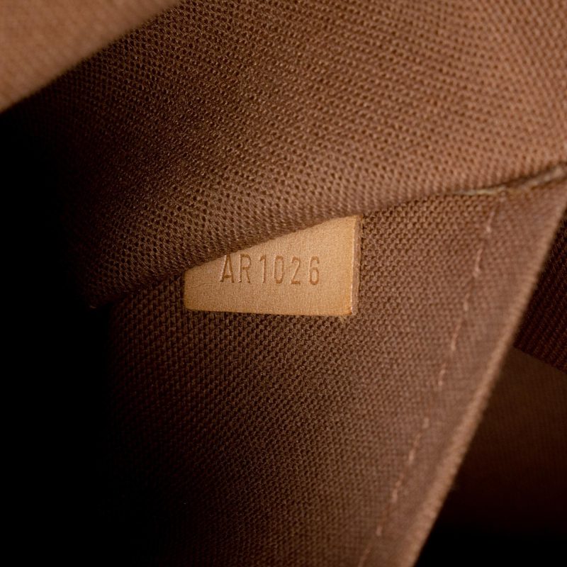 Louis Vuitton Limited Edition Monogram Canvas Riveting Satchel (SHF-mL6nuz) - Image 5