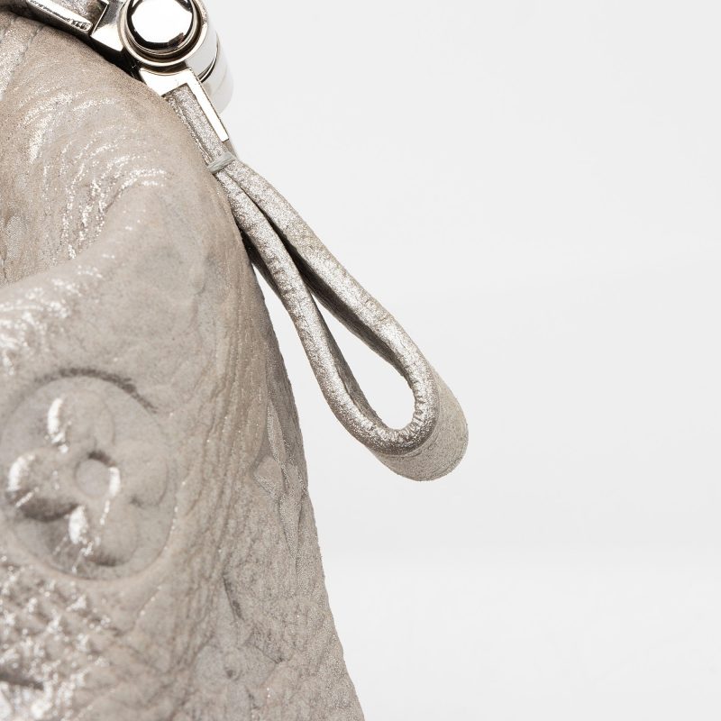 Louis Vuitton Limited Edition Monogram Shimmer Halo Shoulder Bag (SHF-GOWu8F) - Image 9