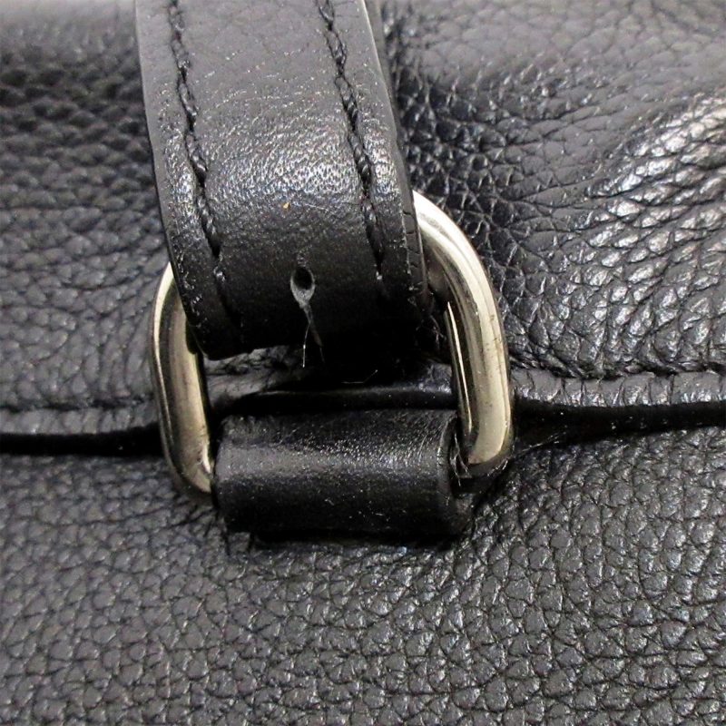 Louis Vuitton LockMe Backpack (SHG-eoDN7A) - Image 10