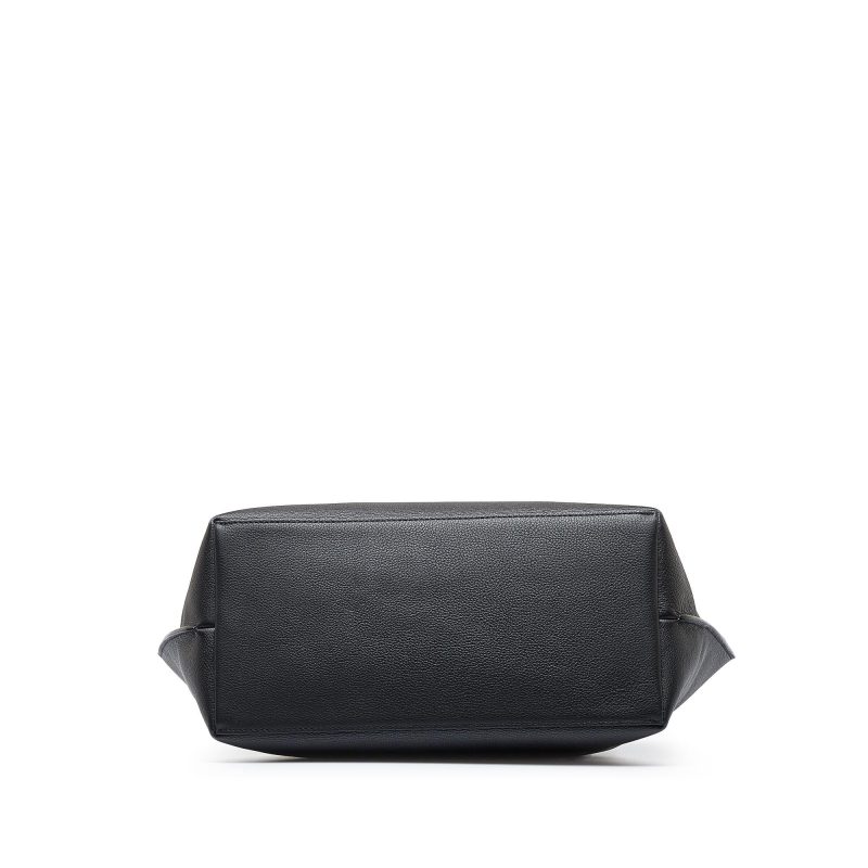 Louis Vuitton Lockme Go Tote (SHG-D7sORn) - Image 3