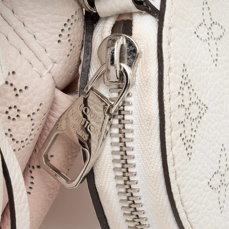Louis Vuitton Mahina Leather Bella Medium Bucket Bag (SHF-vWLGtP) - Image 10