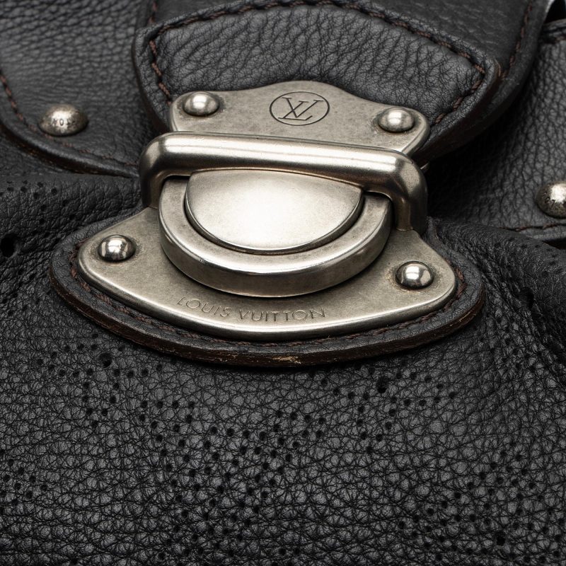 Louis Vuitton Mahina Leather Solar PM Shoulder Bag (SHF-BTAZRY) - Image 9
