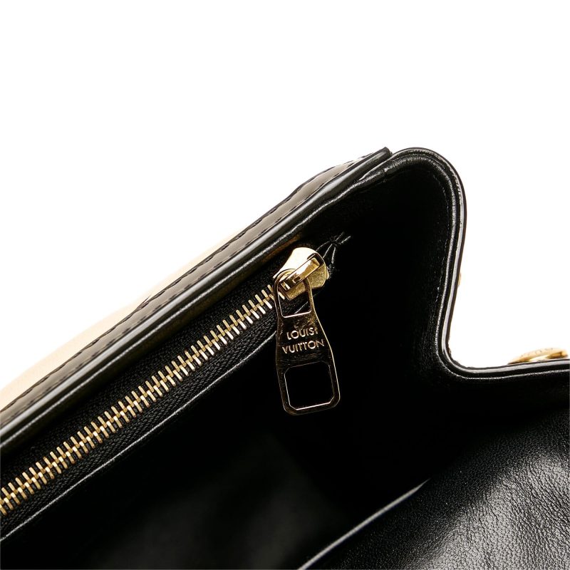 Louis Vuitton Malletage Pochette Flap Bag (SHG-hsxRNQ) - Image 8