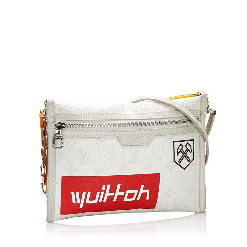 Louis Vuitton Monogram Antarctica Double Flat Messenger (SHG-37696)