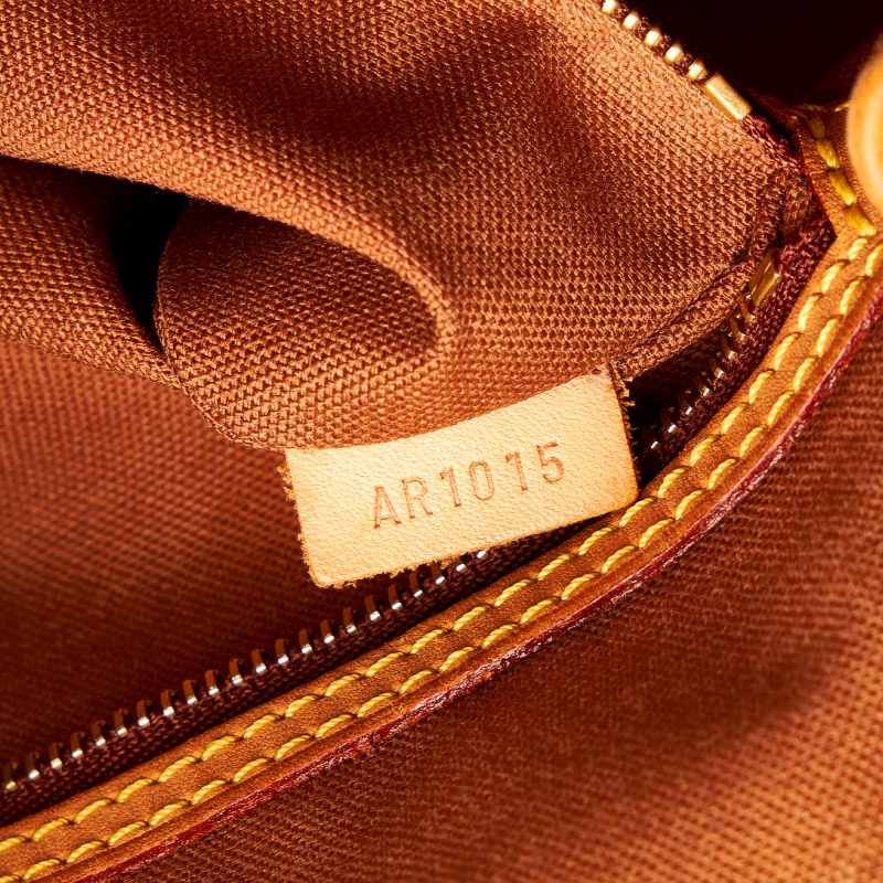 Louis Vuitton Monogram Batignolles Horizontal (SHG-36604) - Image 7