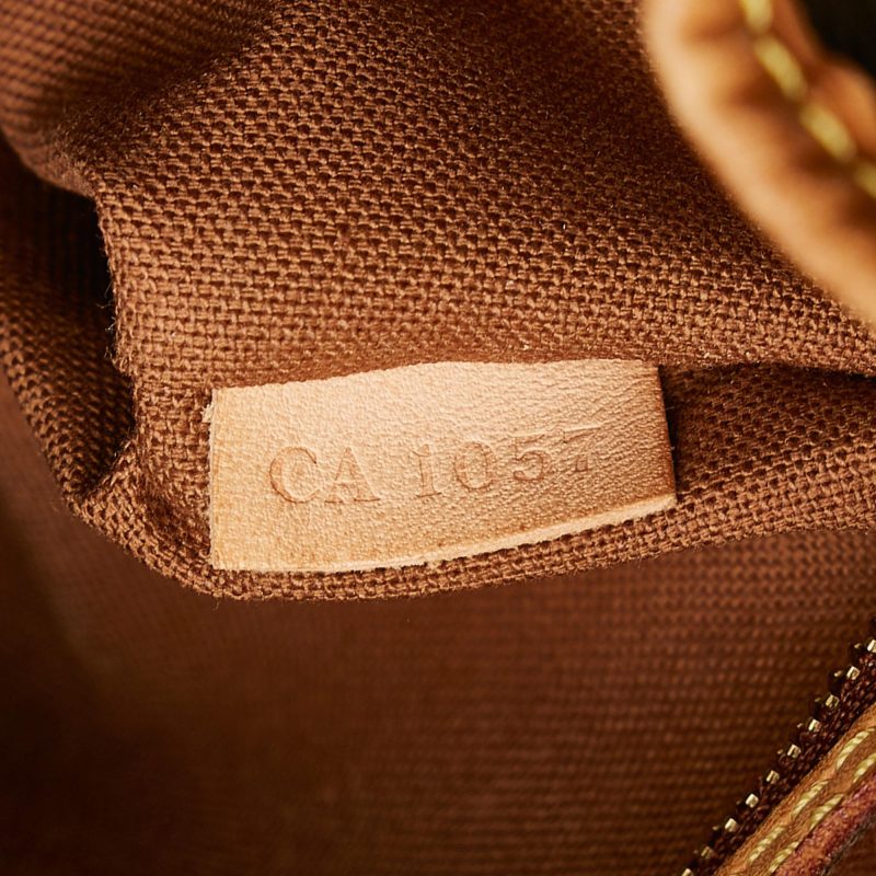 Louis Vuitton Monogram Batignolles Vertical (SHG-37248) - Image 7