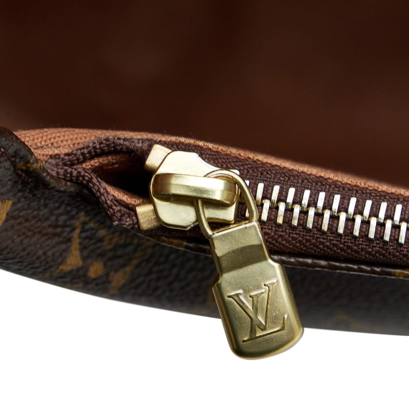 Louis Vuitton Monogram Beaubourg Messenger MM (SHG-yMyorQ) - Image 8
